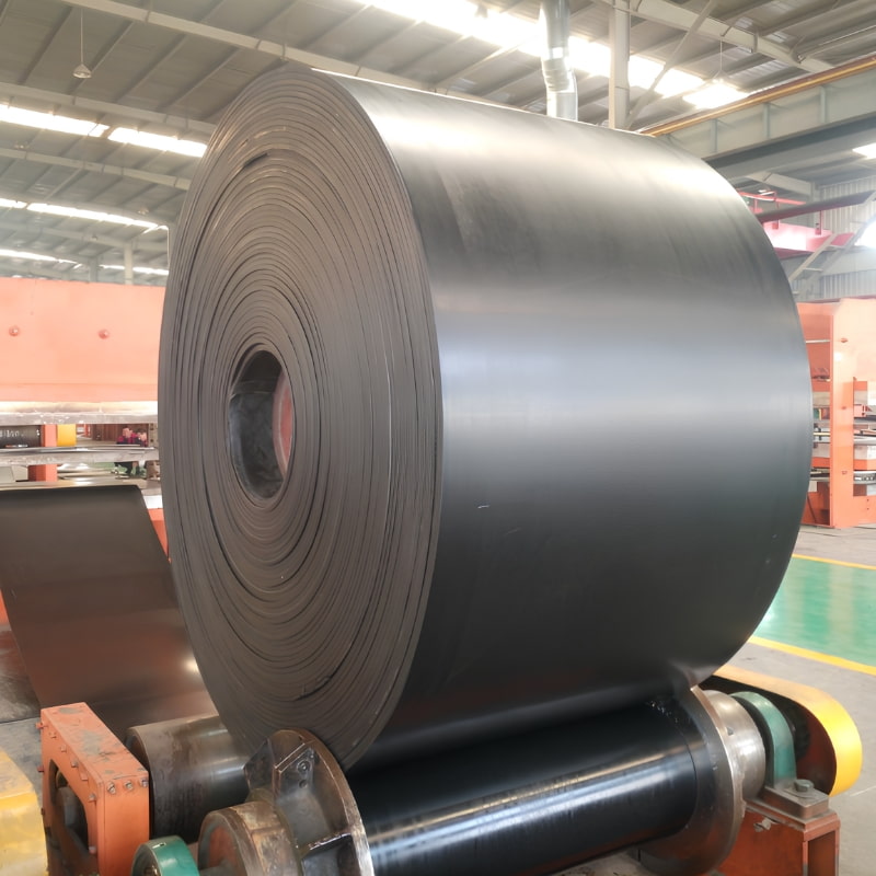Oil resistant conveyor belt NBR cover surface